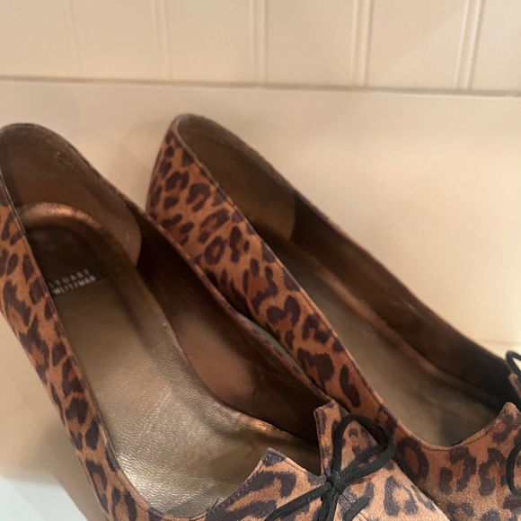 Stuart Weitzman kitten heels - Picture 2 of 2